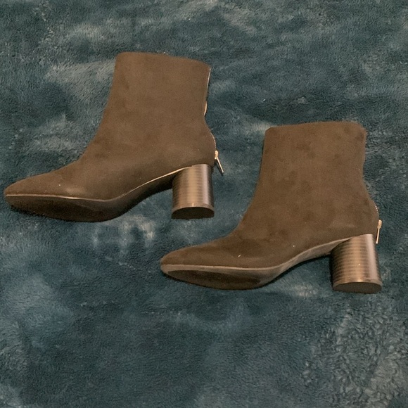 Women’s McKayla Cylinder Heeled Bootie black - Picture 1 of 8
